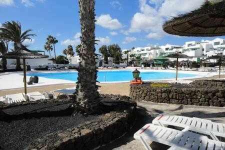 Bonito Apartamento Reformado En Las Coronas Коста Тегисе Екстериор снимка