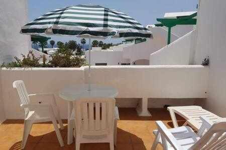 Bonito Apartamento Reformado En Las Coronas Коста Тегисе Екстериор снимка