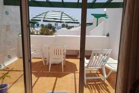 Bonito Apartamento Reformado En Las Coronas Коста Тегисе Екстериор снимка